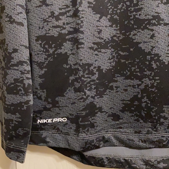 NWT Nike Pro Men’s Slim Fit Long Sleeve AOP Camo - Black/grey - Picture 12 of 13